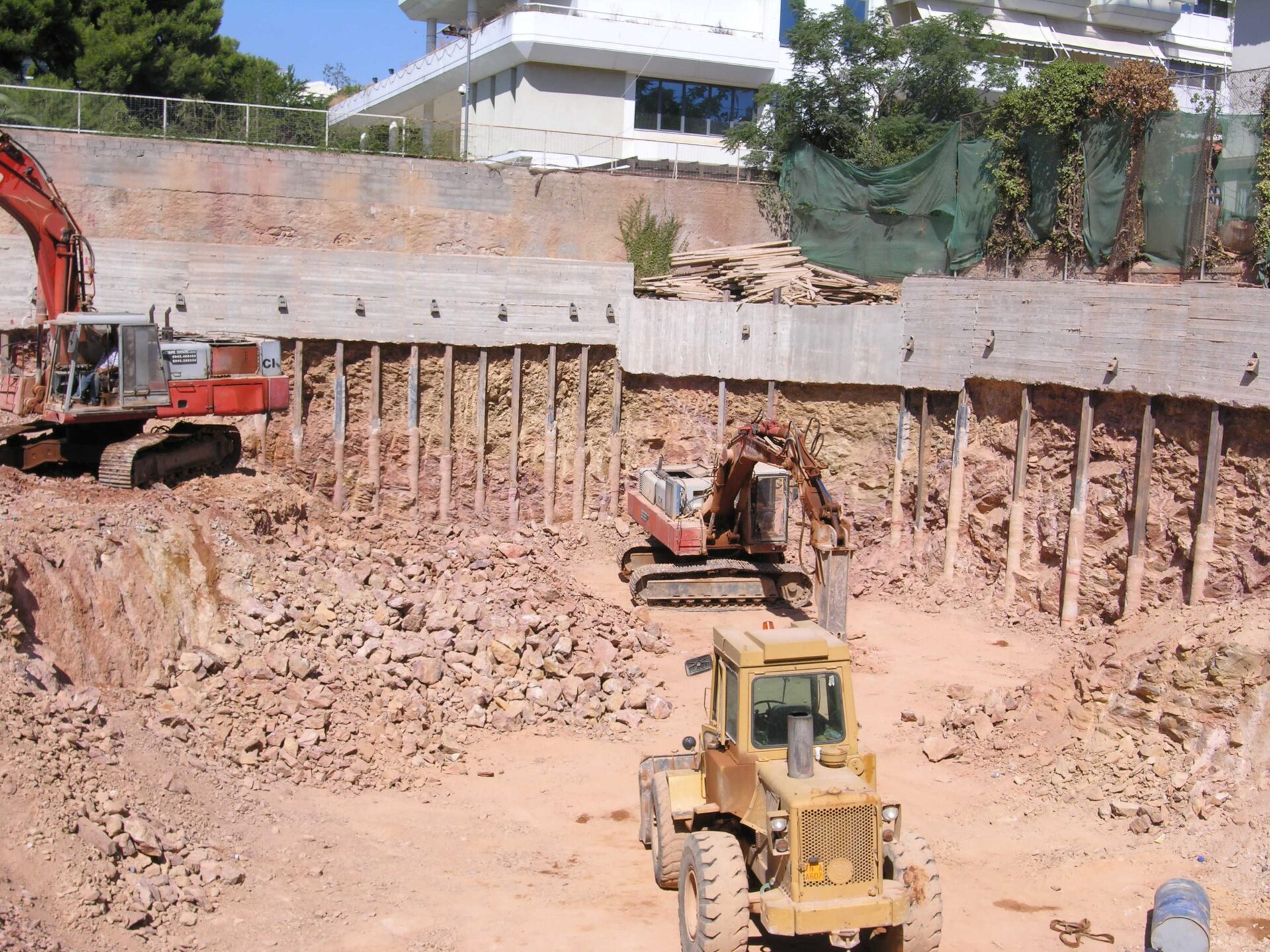 Γεωλογικές και γεωτεχνικές έρευνες και μελέτες νέων επεκτάσεων του Μετρό της Αθήνας (Αρ. Σύμβασης TSA-334/07). Τμήματα: Πανεπιστήμιο - Φιλοθέη και Αμαξοστάσιο Άλσος Βείκου